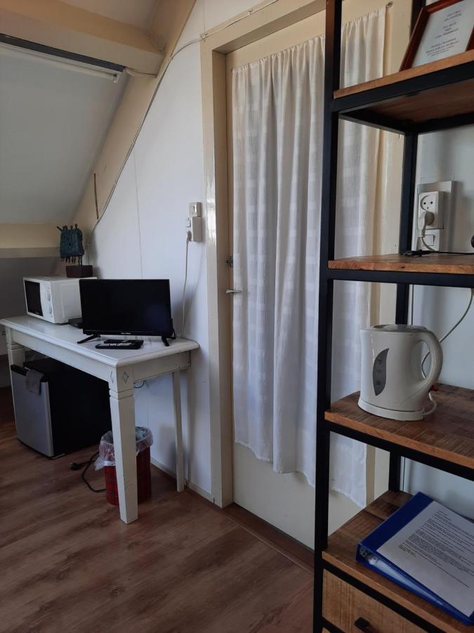 Bed En Breakfast En Bike Sommelsdijk エクステリア 写真